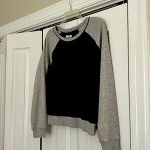 UGG woman’s sweat shirt and pants navy blue and grey…